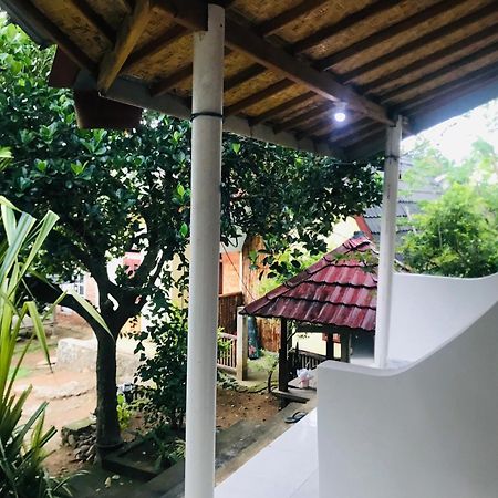 Kampung Homestay Kuta  Εξωτερικό φωτογραφία